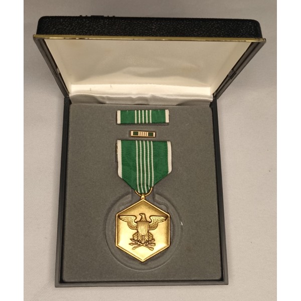 Médaille mérite militaire...